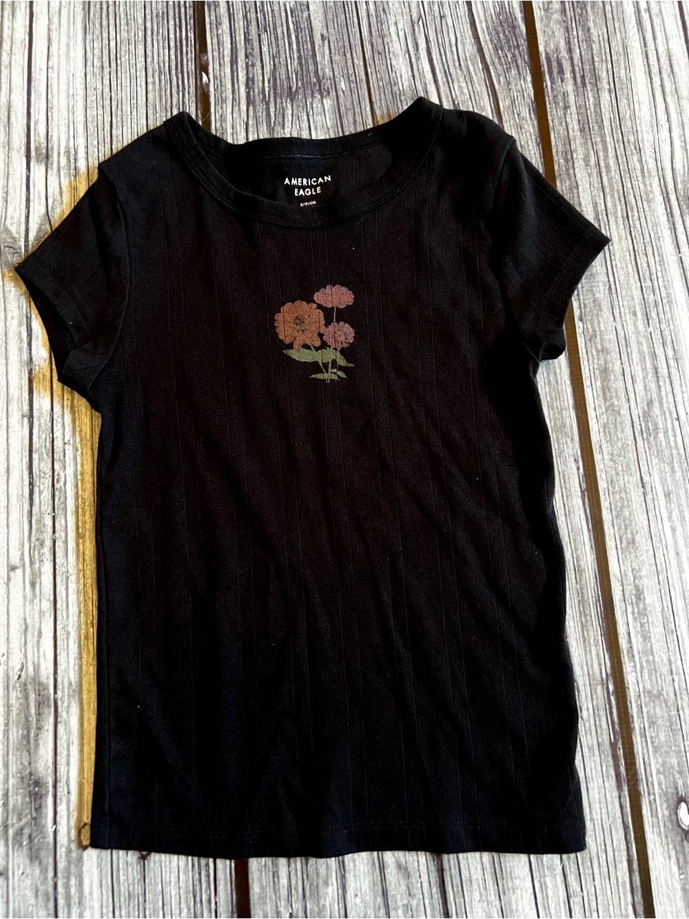 American Eagle Outfitters Black Short-Sleeve Ribbed Tee with Pink Floral Graphic